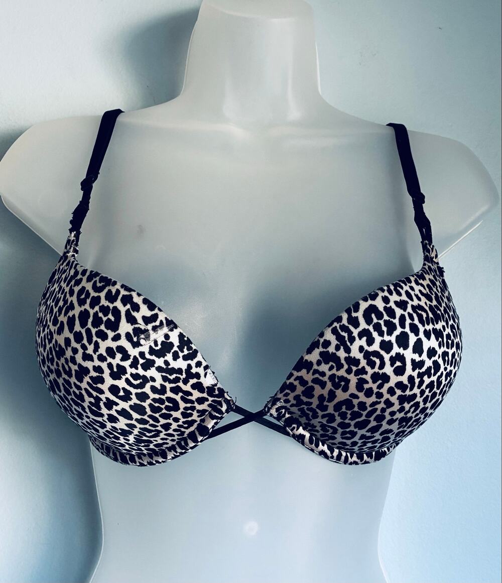 Victoria's Secret Bombshell Bra Animal Print 32B Black and White Padded Pushup